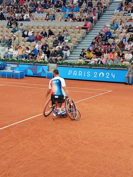 Le CDOS 89 Présent pour encourager l'Équipe de France de Tennis Fauteuil aux Jeux Paralympiques de Paris 2024 - Comité Départemental Olympique et Sportif de l'Yonne